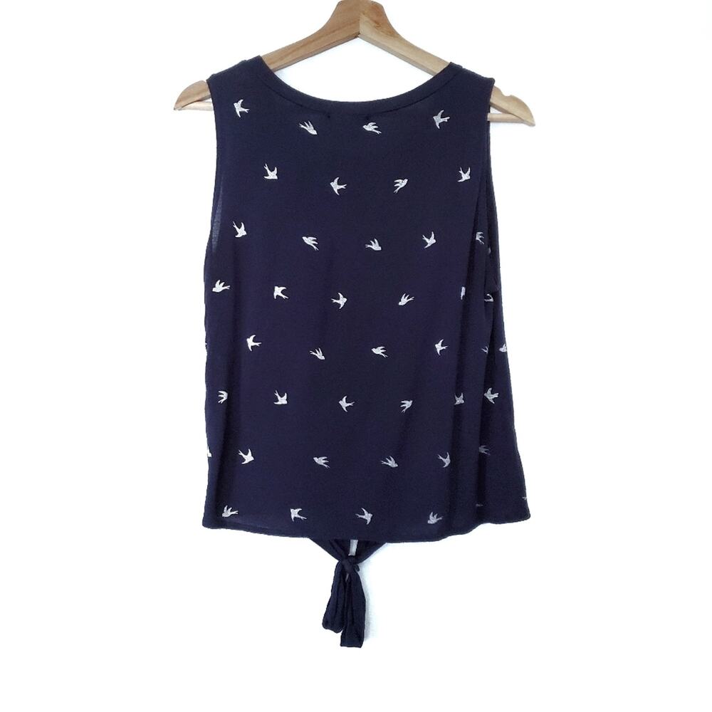 French Pastry | Knotted Tie Front Top - Picture 2 of 5